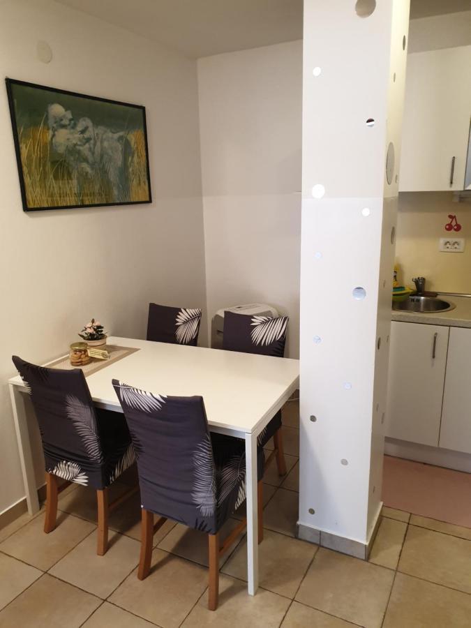 Apartment Emma Ljubljana - Free Parking, Ac, Wifi Exterior photo