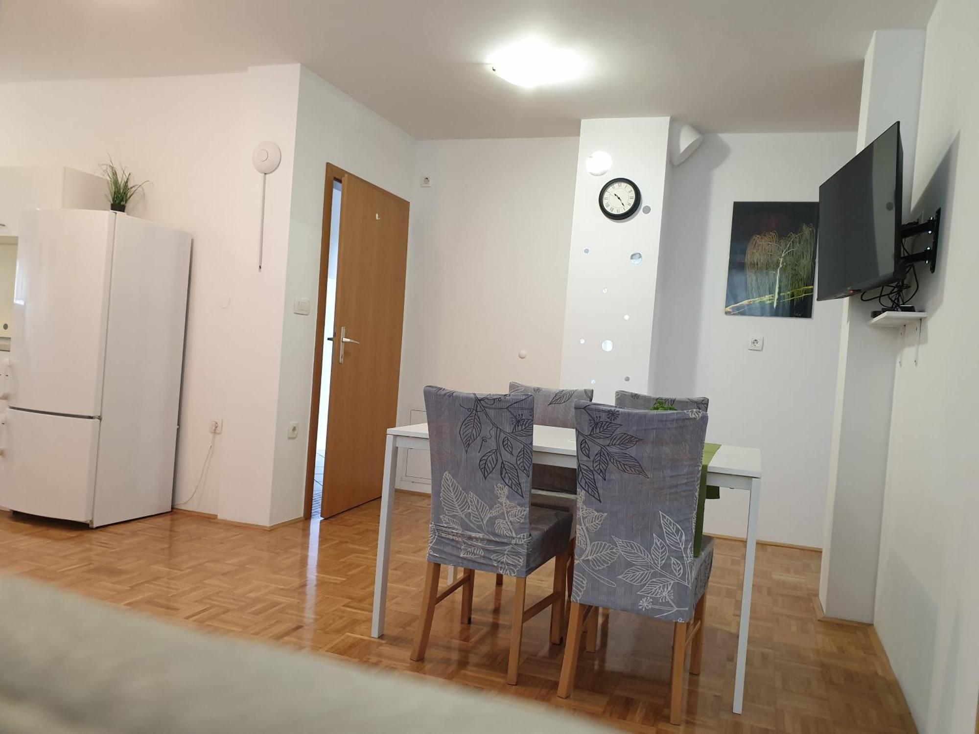 Apartment Emma Ljubljana - Free Parking, Ac, Wifi Room photo