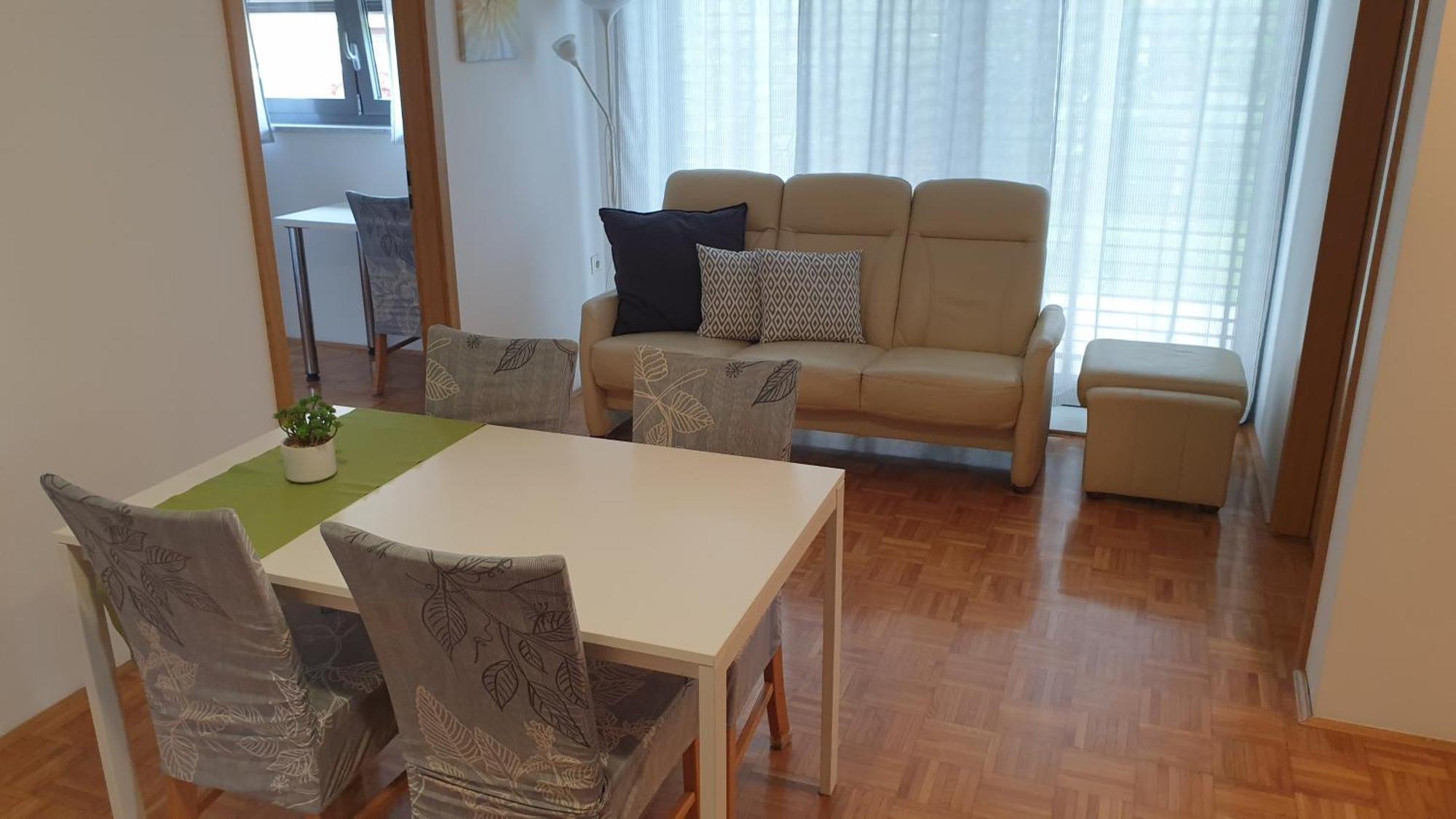 Apartment Emma Ljubljana - Free Parking, Ac, Wifi Room photo